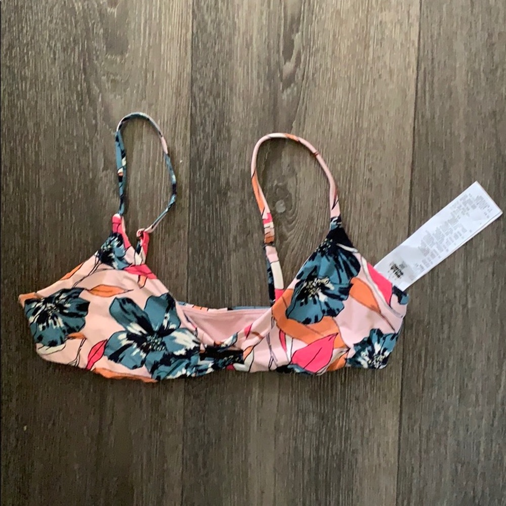 Billabong Bikini Top, size M